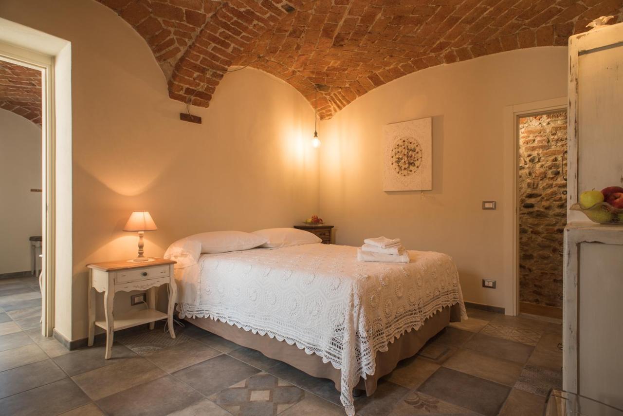 Acini E Rose Apartment Montalenghe Bagian luar foto